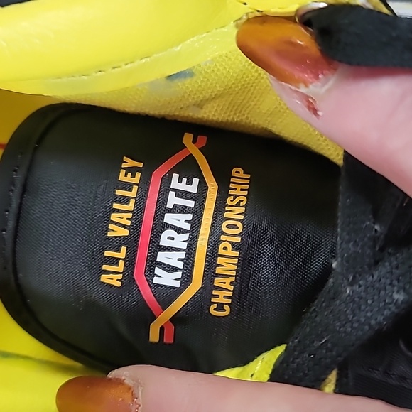 VANS Old Skool Cobra Kai Black Low Skate Shoes Canvas‎ Men's 6.5 Women's 8 - Picture 6 of 7